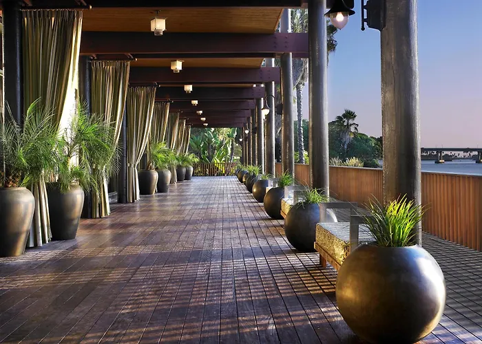 Paradise Point & SpaSpa Hotel